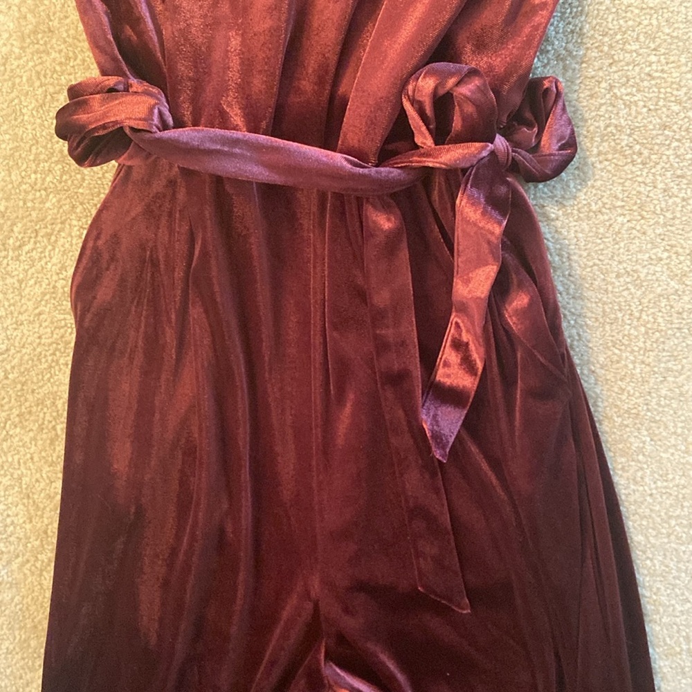 Banana Republic NWT size 6 velvet jumpsuit - Picture 3 of 9